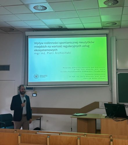 dr Piotr Archiciński